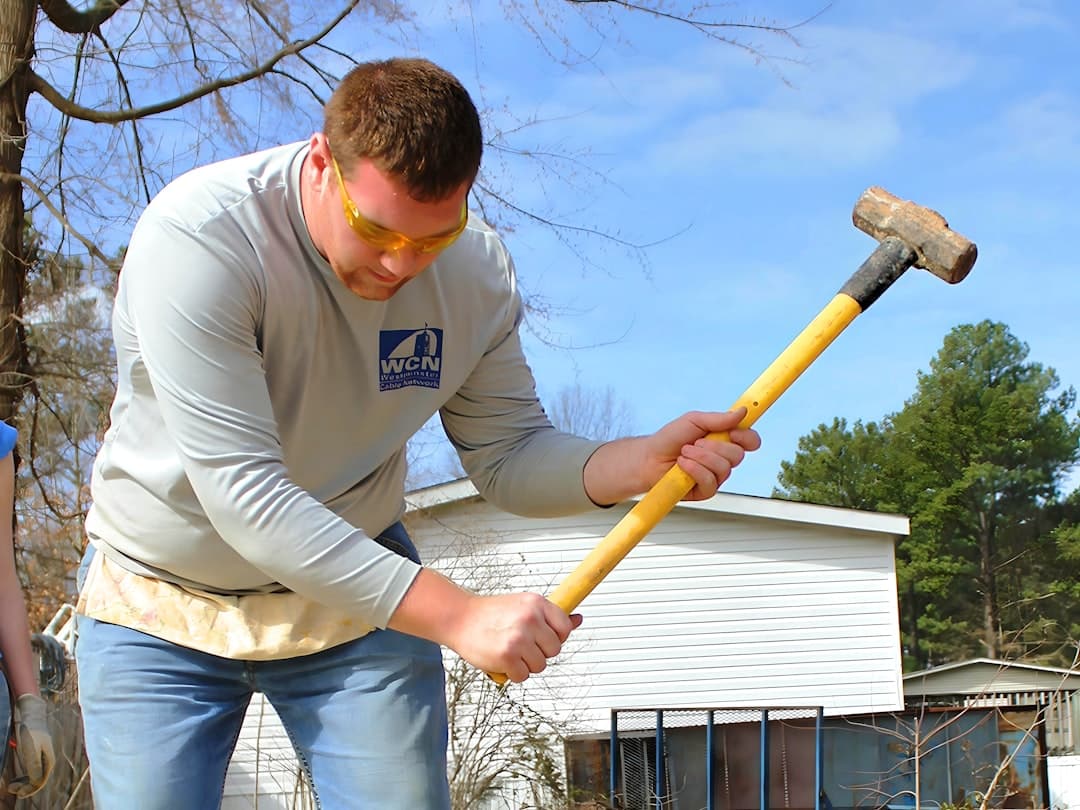 Why the First Contractor to Respond Wins the Job (Most of the Time)